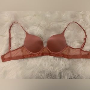 Rose/pink Bombshell push-up bra in excellent condition!